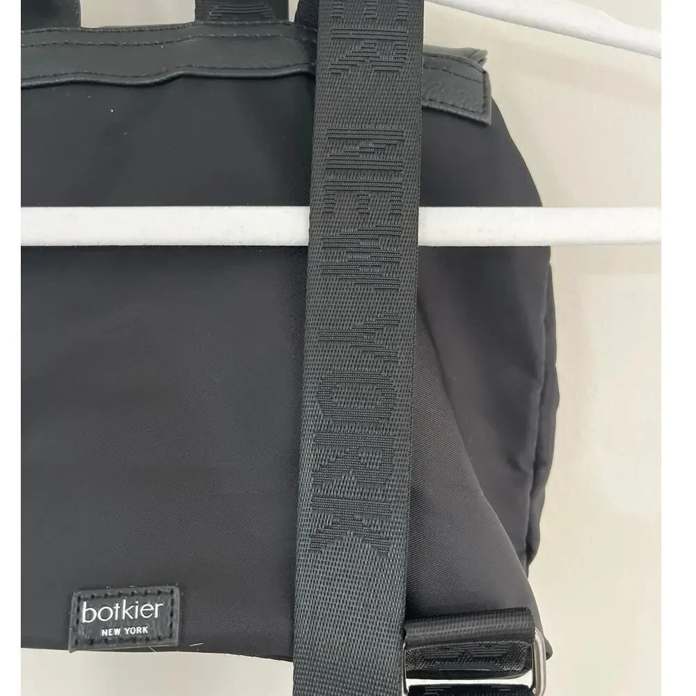 Botkier New York Trigger‎ Backpack Classic Black Adjustable Travel Minimalist